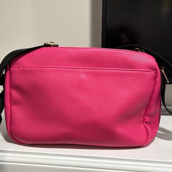 Like New Juicy Couture Hot Pink Bag Crossbody Purse - Picture 2 of 9